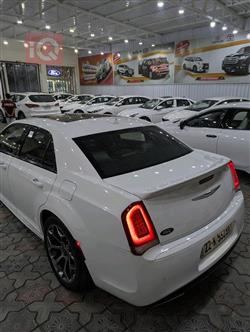 کرایسلەر 300